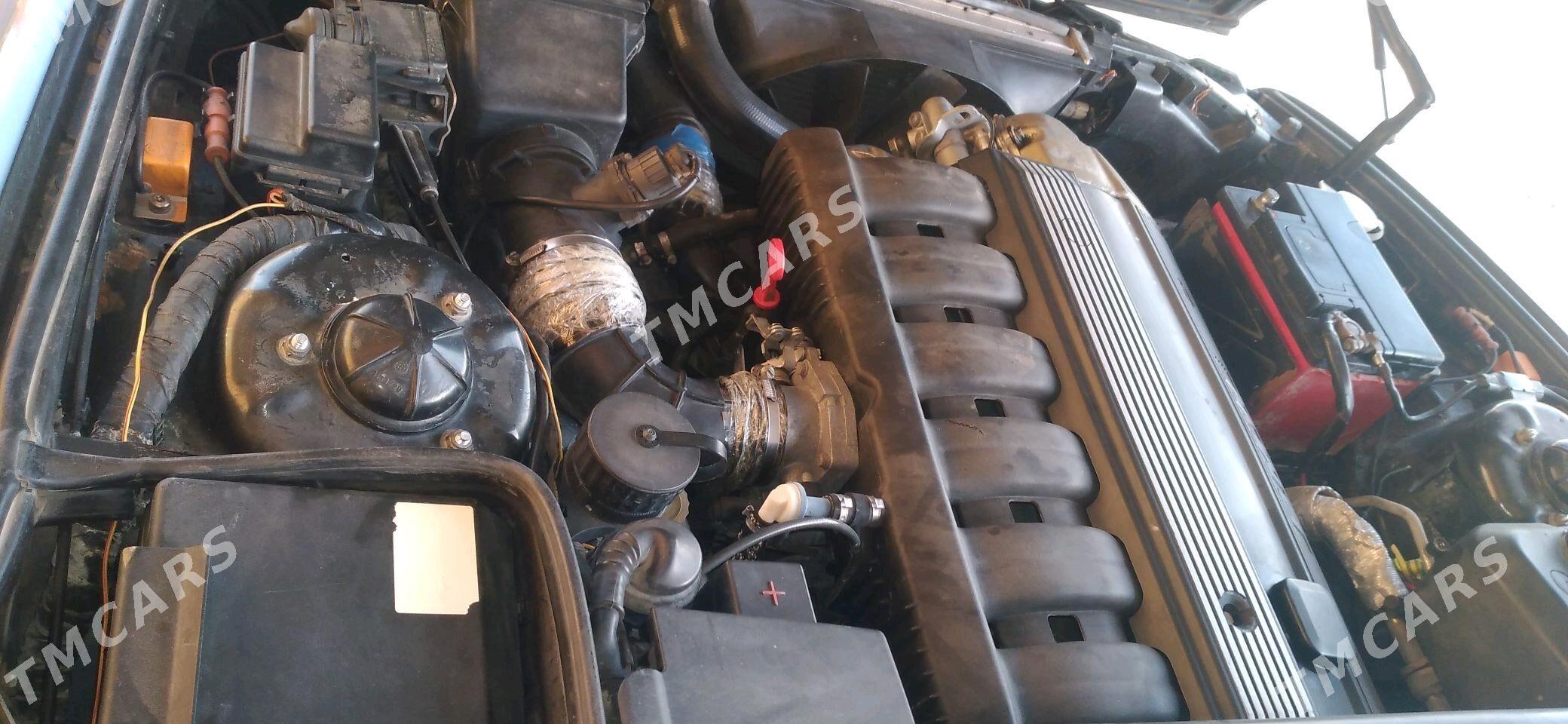 BMW 525 1991 - 65 000 TMT - Векильбазар - img 5