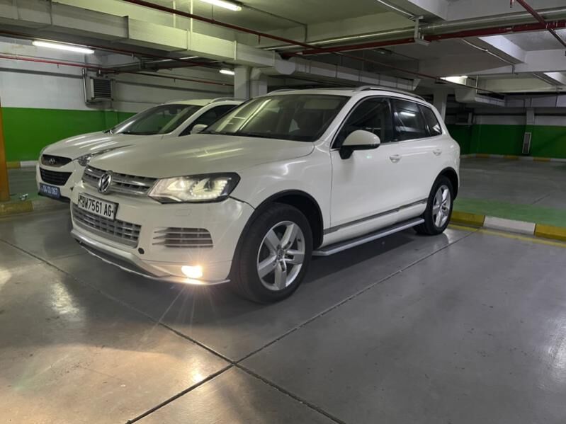 Volkswagen Touareg 2011 - 480 000 TMT - Nebitgaz (Andalib-Ankara köç.) - img 4
