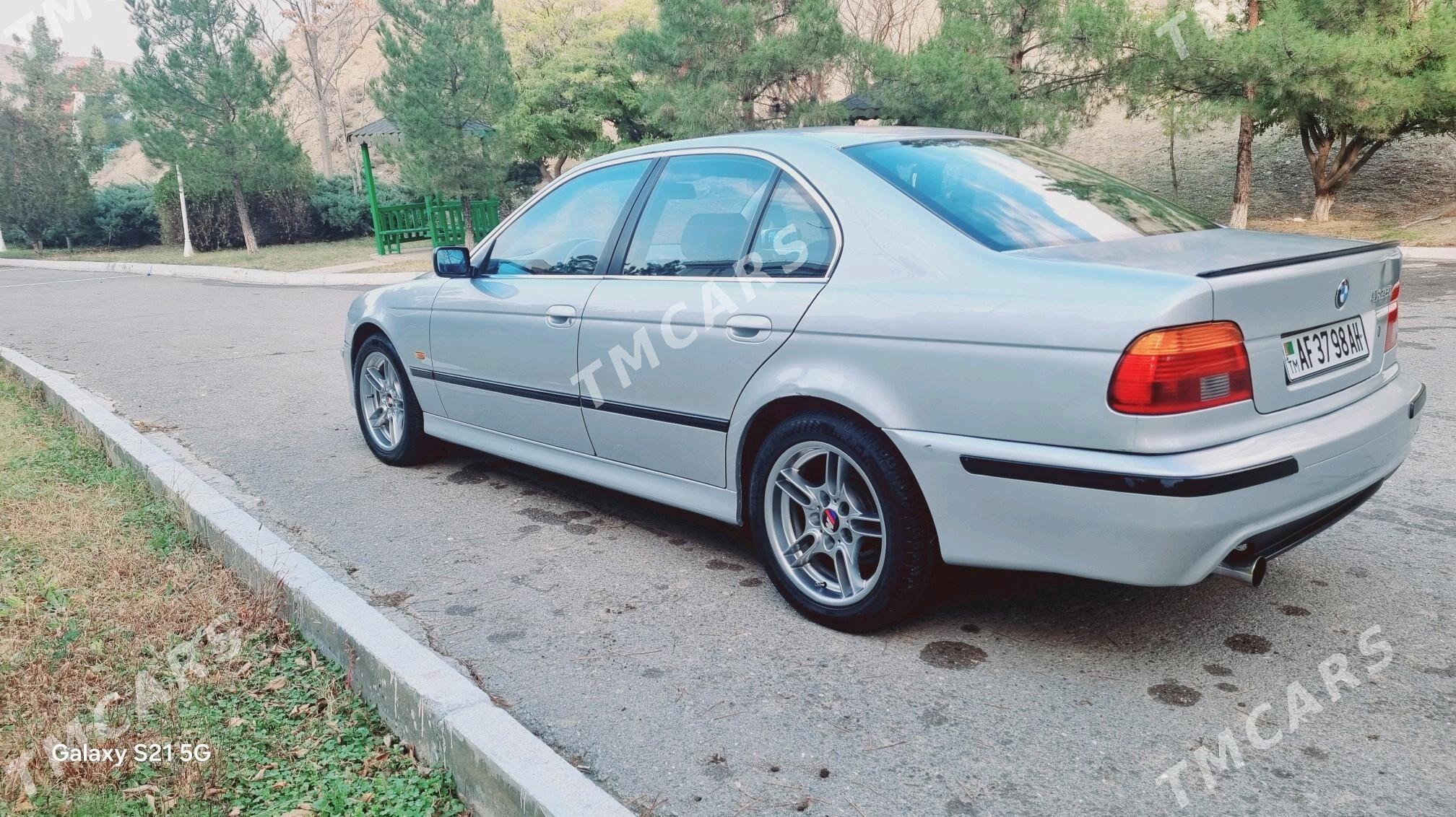 BMW E39 2002 - 125 000 TMT - Gökdepe - img 4