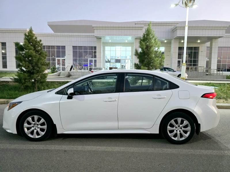 Toyota Corolla 2022 - 290 000 TMT - Ашхабад - img 3