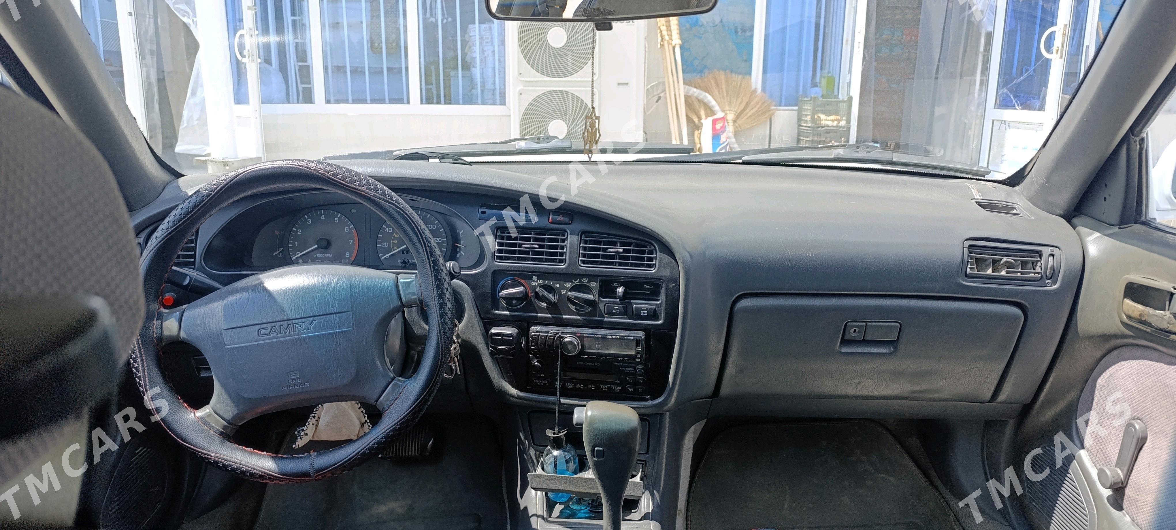 Toyota Camry 1993 - 82 000 TMT - Сакарчага - img 4
