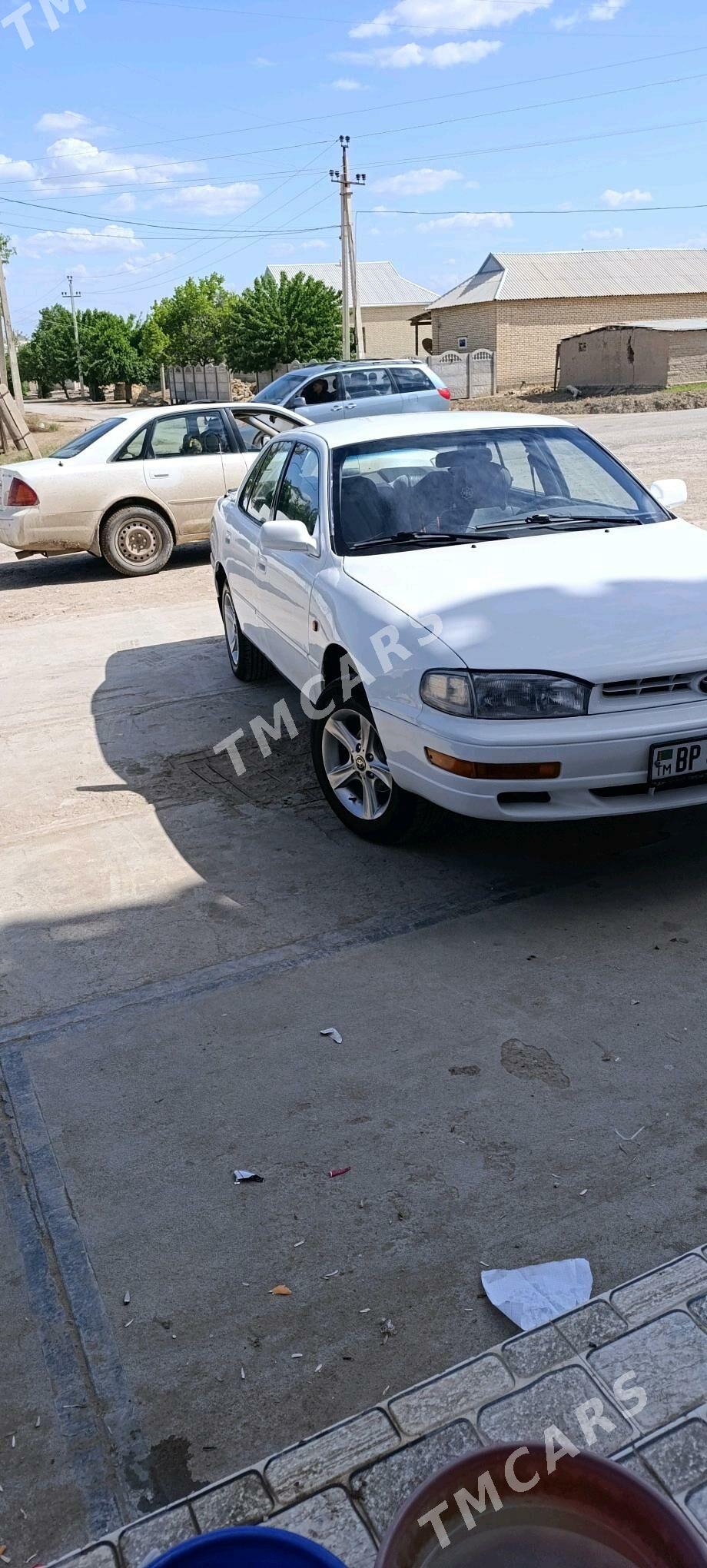 Toyota Camry 1993 - 82 000 TMT - Сакарчага - img 5