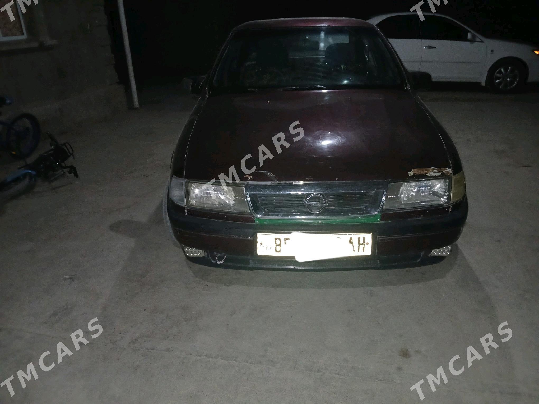 Opel Vectra 1992 - 19 000 TMT - Bäherden - img 3