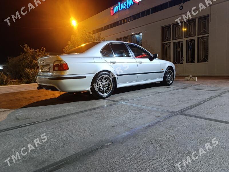BMW E39 2000 - 134 000 TMT - Mary - img 7
