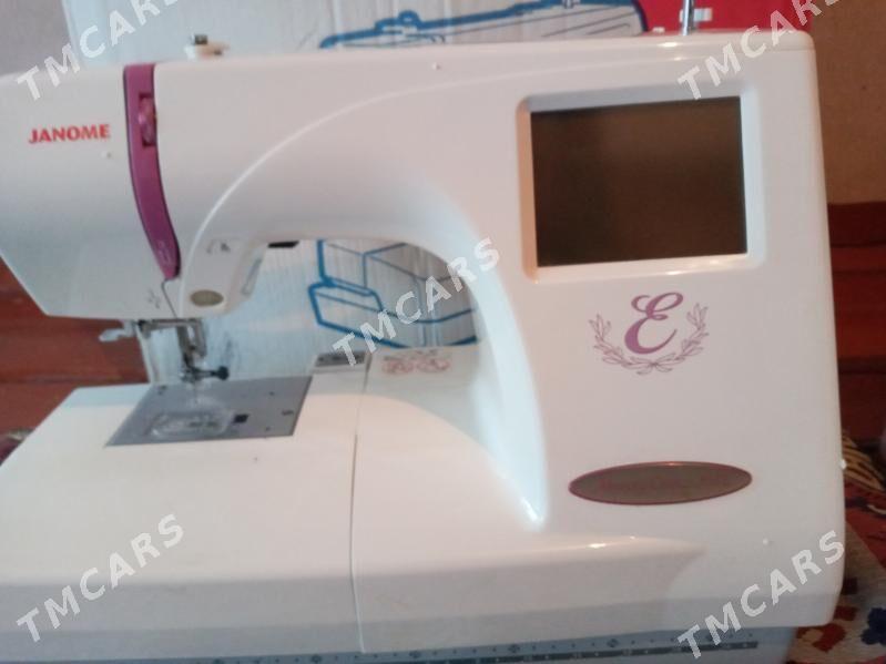 Janome 350e - Мары - img 2