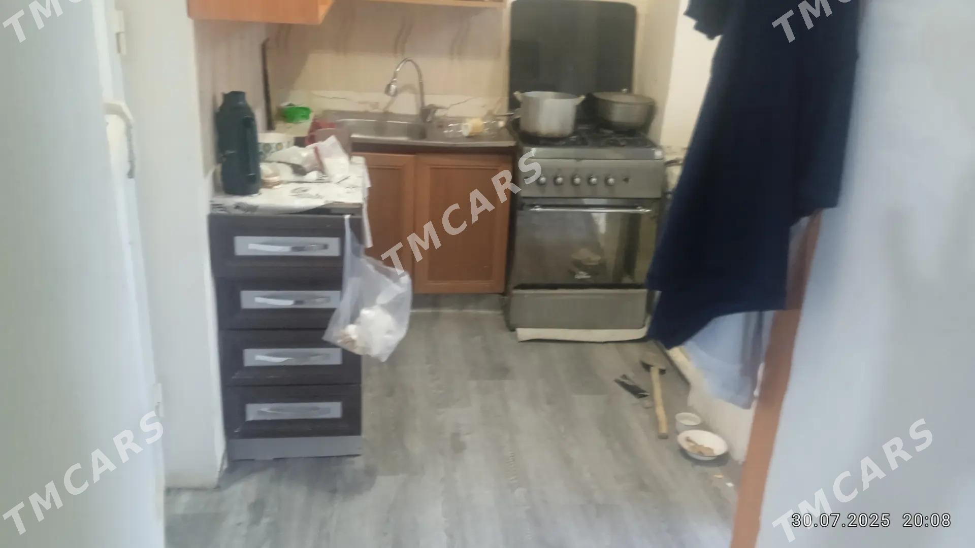 срочно продам 90ый 2комн - Ашхабад - img 2