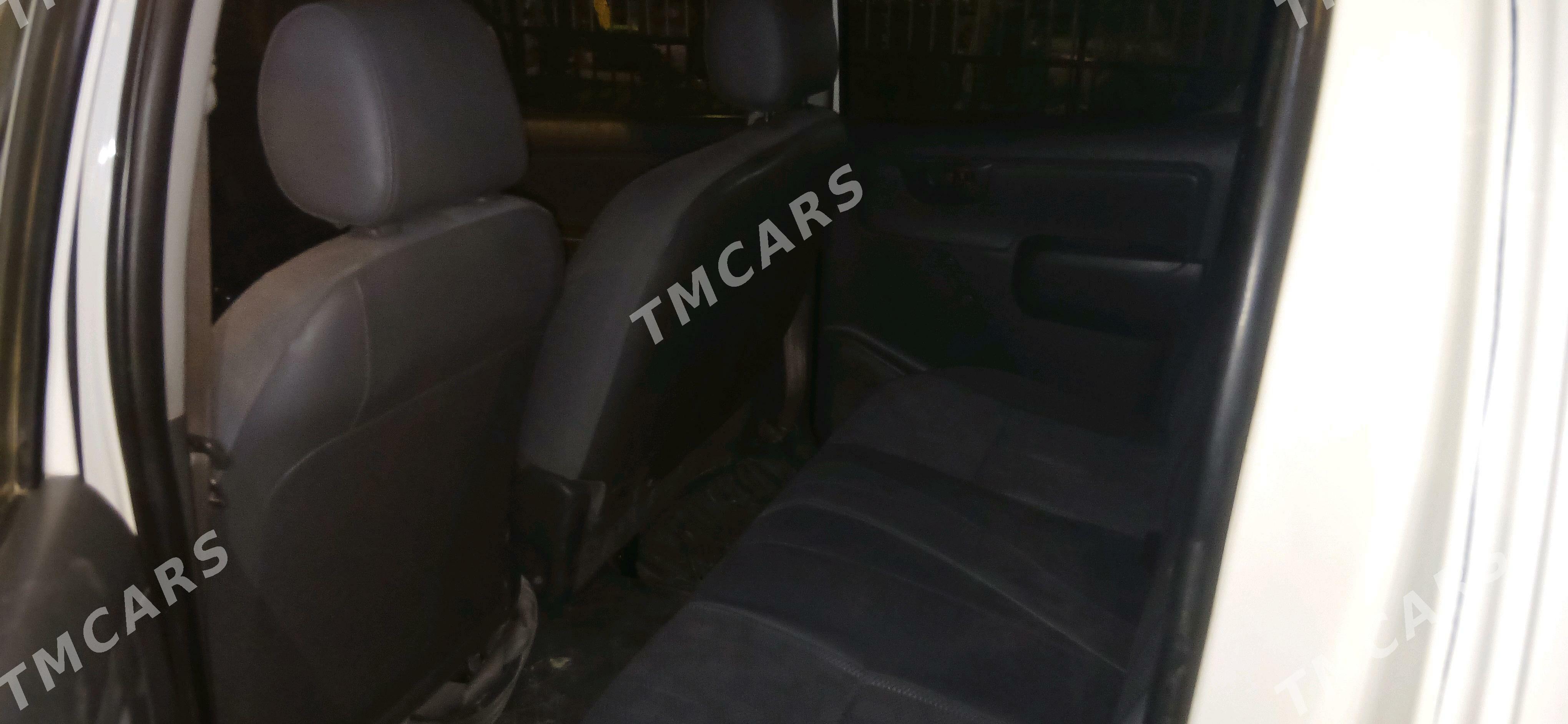 Toyota Hilux 2011 - 300 000 TMT - Daşoguz - img 5