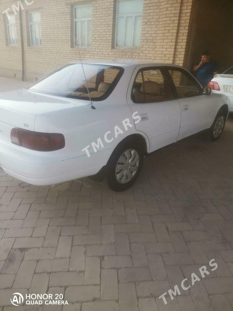 Toyota Camry 1995 - 72 000 TMT - Halaç - img 3