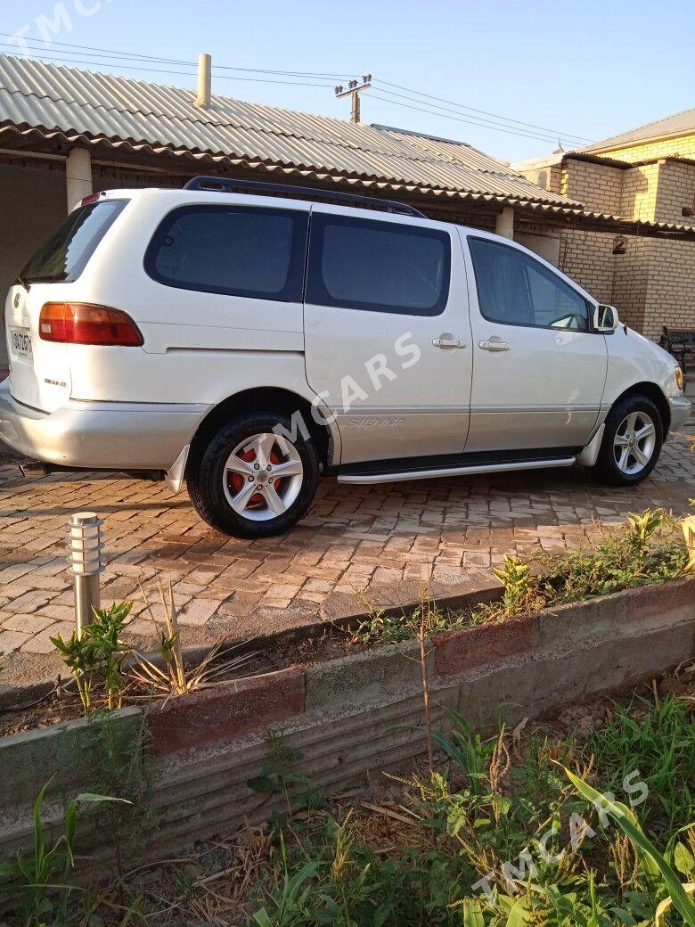 Toyota Sienna 1999 - 132 000 TMT - Mary - img 8