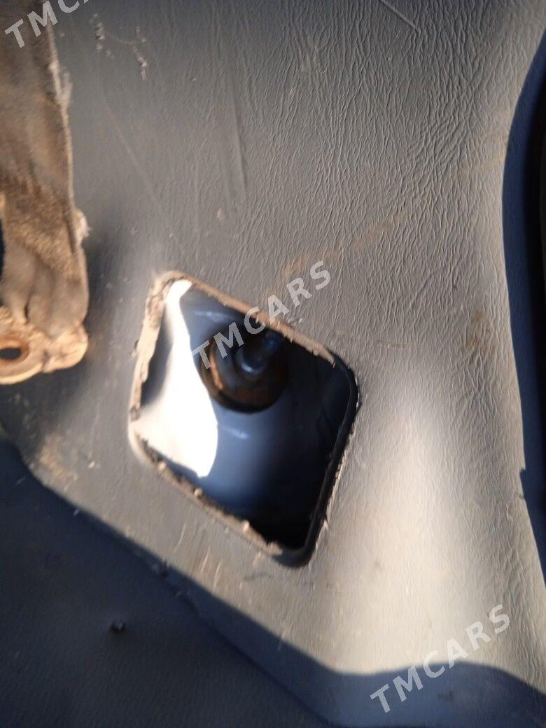 Toyota Sienna 1999 - 132 000 TMT - Mary - img 5