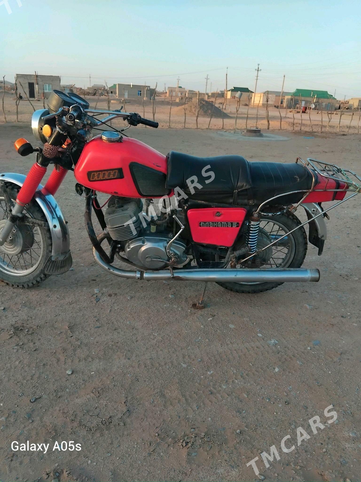 Iž Ýupiter 1988 - 13 000 TMT - Ак-Бугдайский этрап - img 2