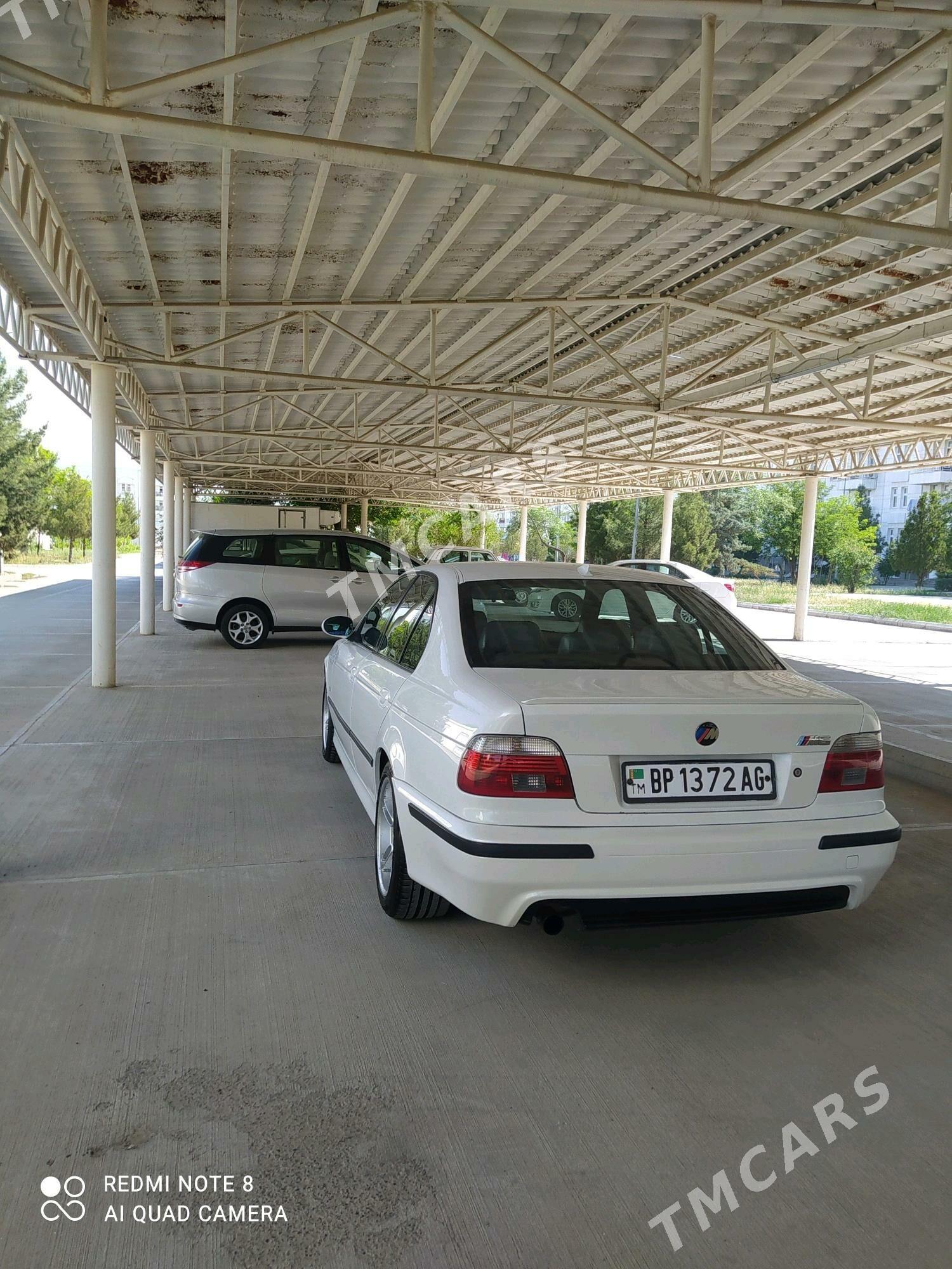 BMW E39 2002 - 130 000 TMT - Кëши - img 6