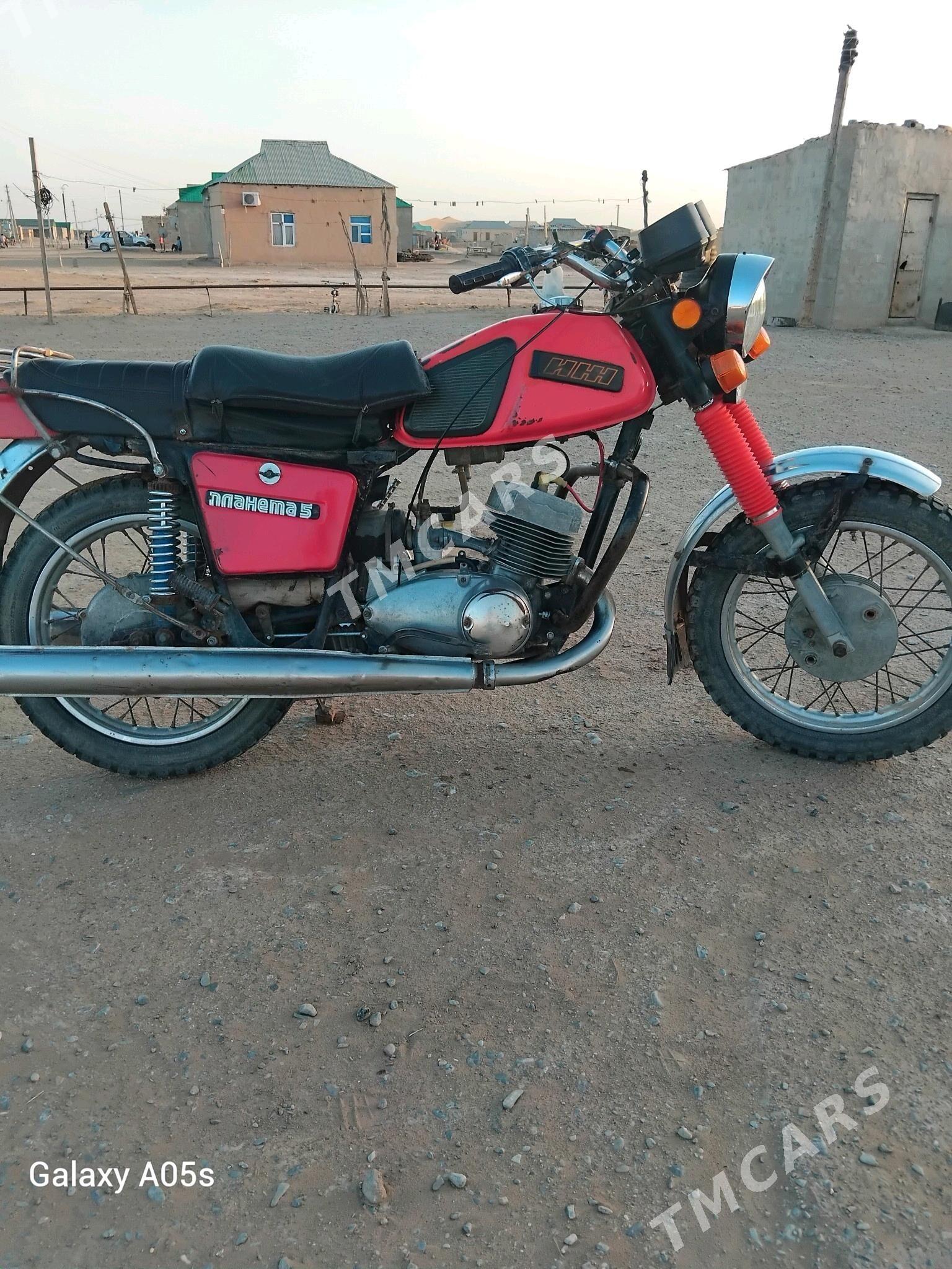 Iž Ýupiter 1988 - 13 000 TMT - Ак-Бугдайский этрап - img 10