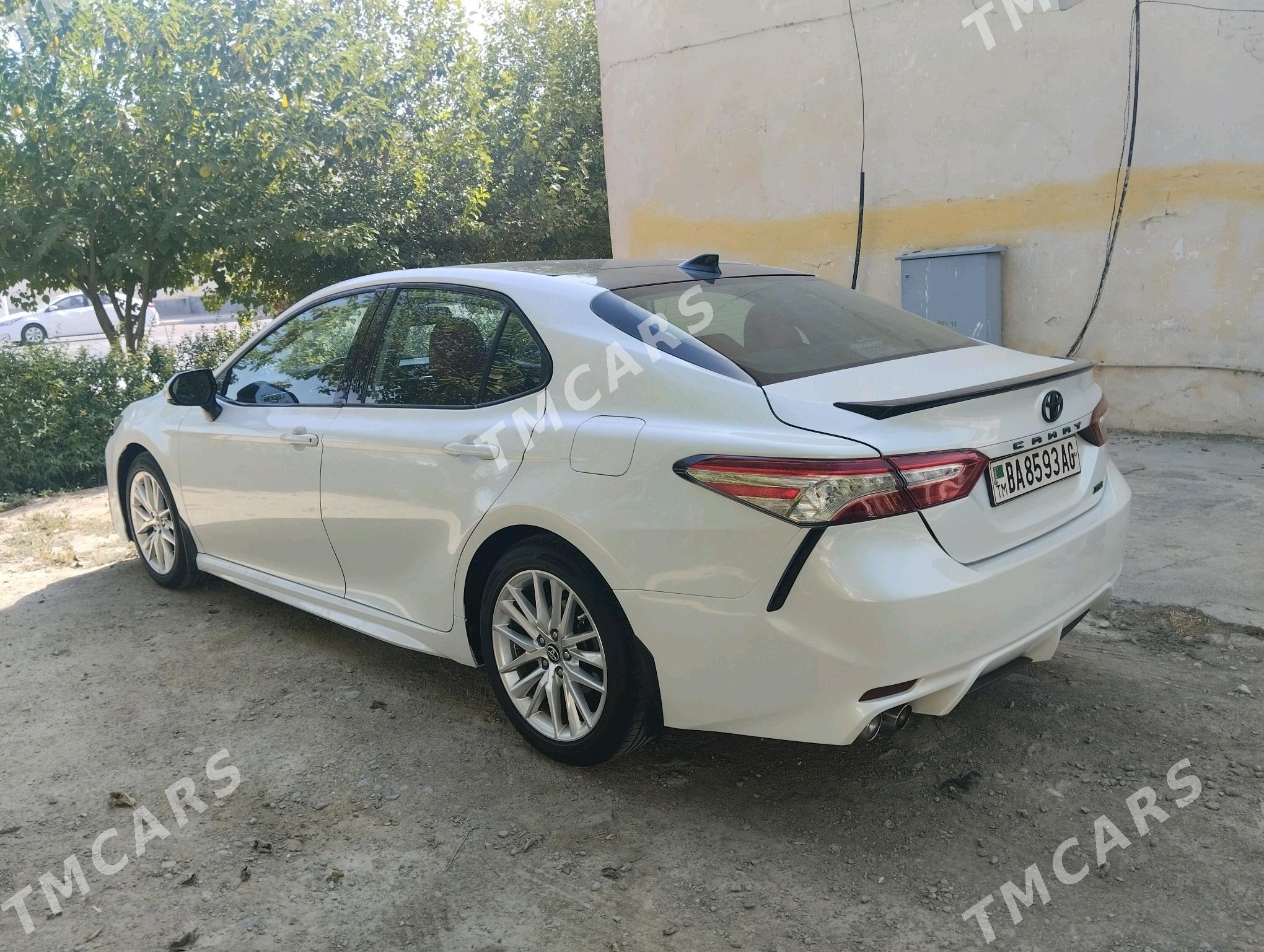 Toyota Camry 2020 - 300 000 TMT - Ашхабад - img 4