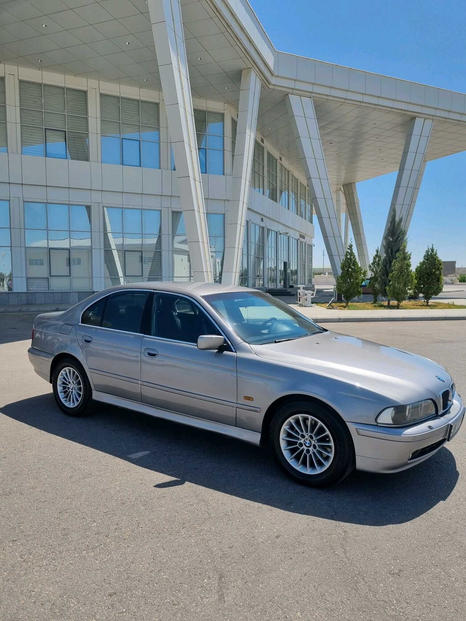 BMW E39 2003 - 120 000 TMT - Balkanabat - img 7