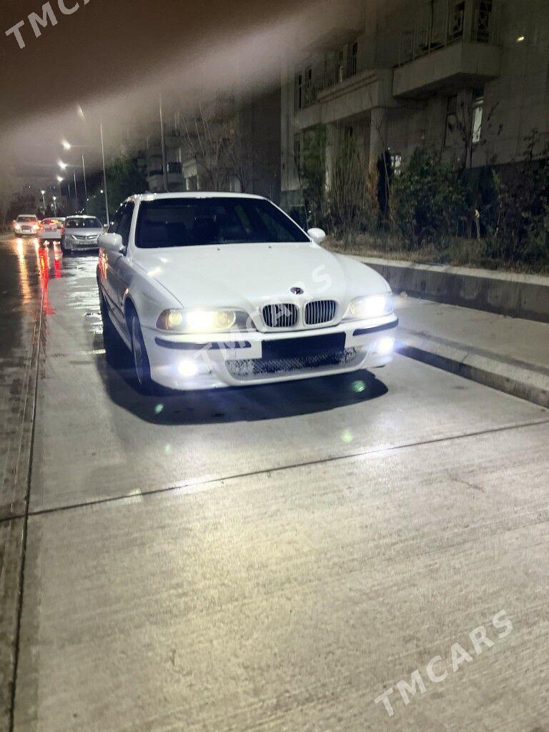 BMW E39 2002 - 130 000 TMT - Aşgabat - img 7
