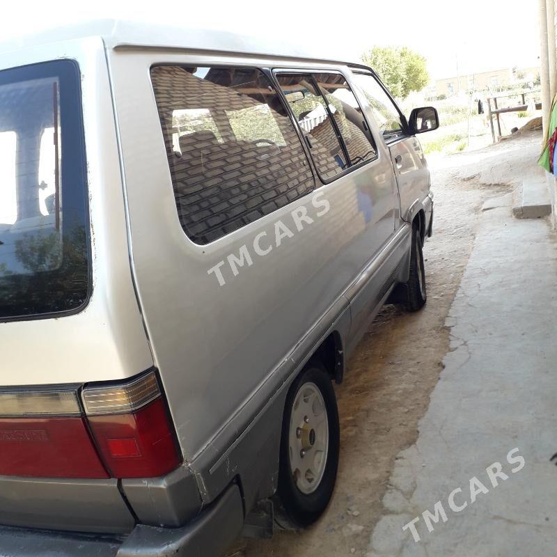 Toyota Hiace 1991 - 35 000 TMT - Türkmengala - img 6