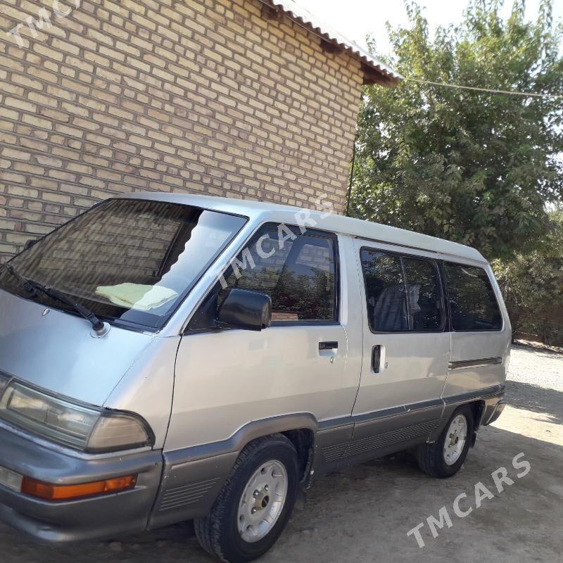 Toyota Hiace 1991 - 35 000 TMT - Türkmengala - img 3
