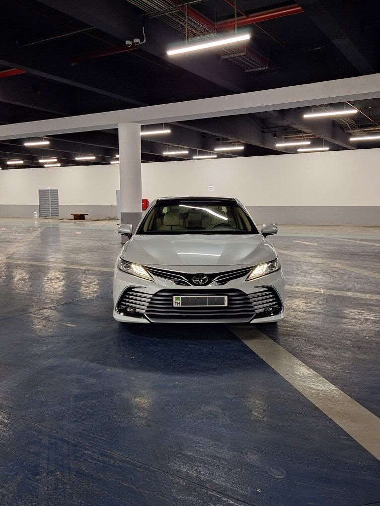 Toyota Camry 2022 - 550 000 TMT - Ашхабад - img 2