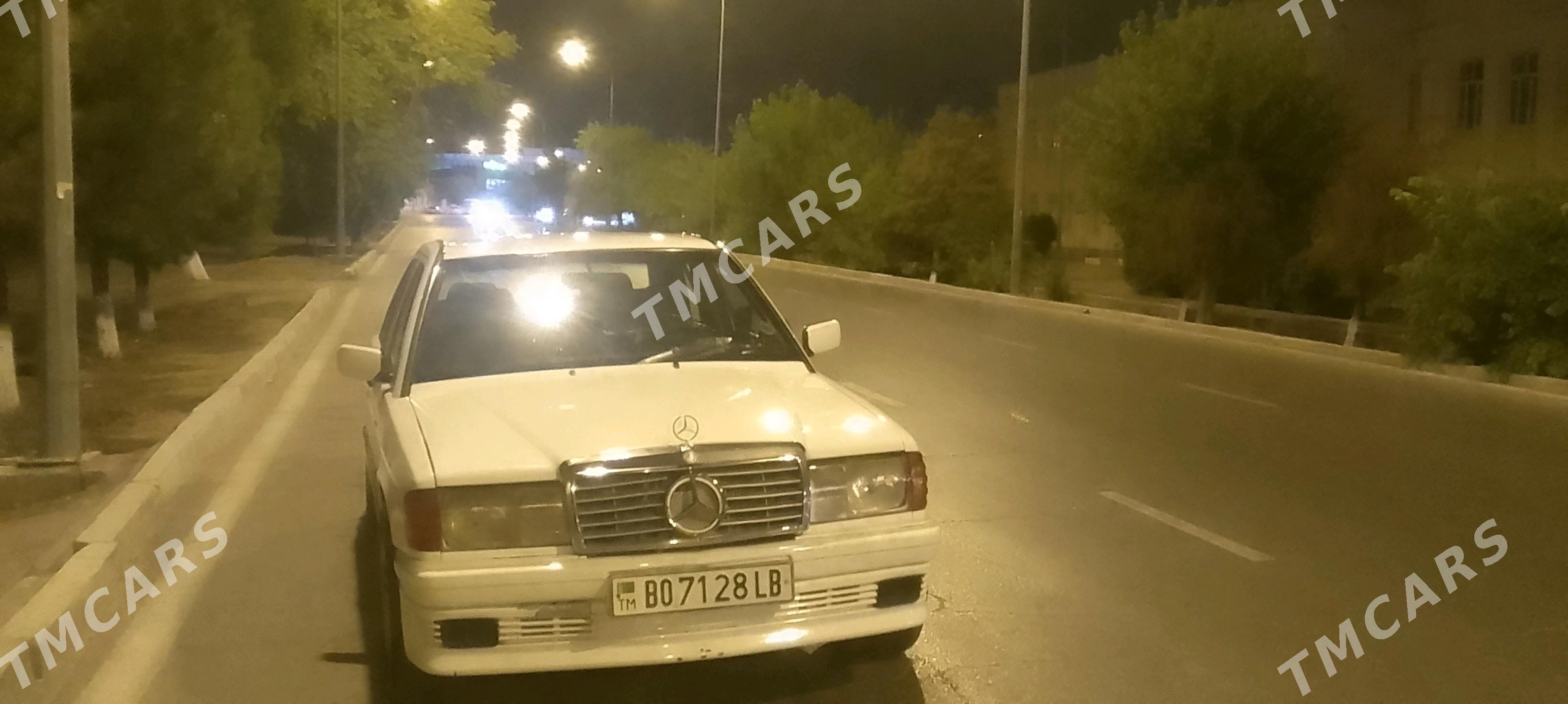Mercedes-Benz 190E 1993 - 33 000 TMT - Çärjew - img 2