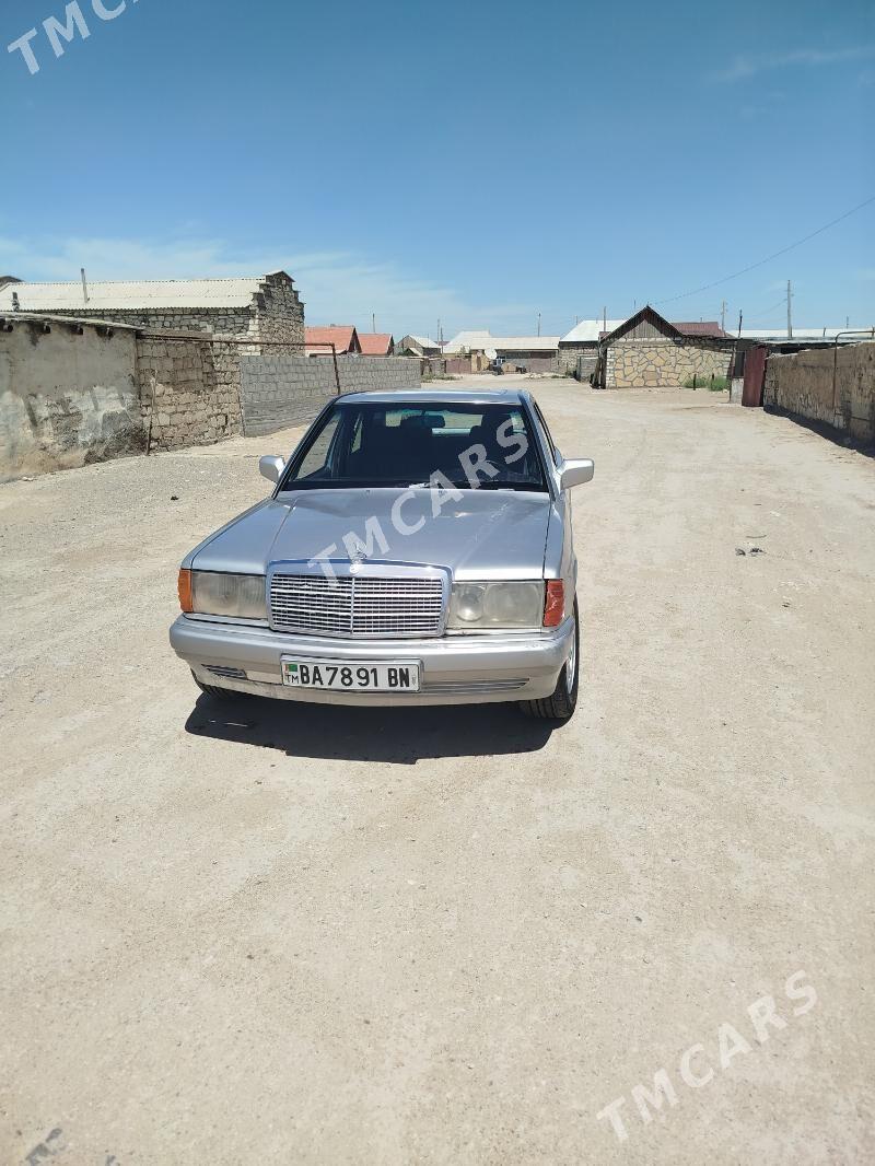 Mercedes-Benz 190E 1992 - 17 000 TMT - Гумдаг - img 6