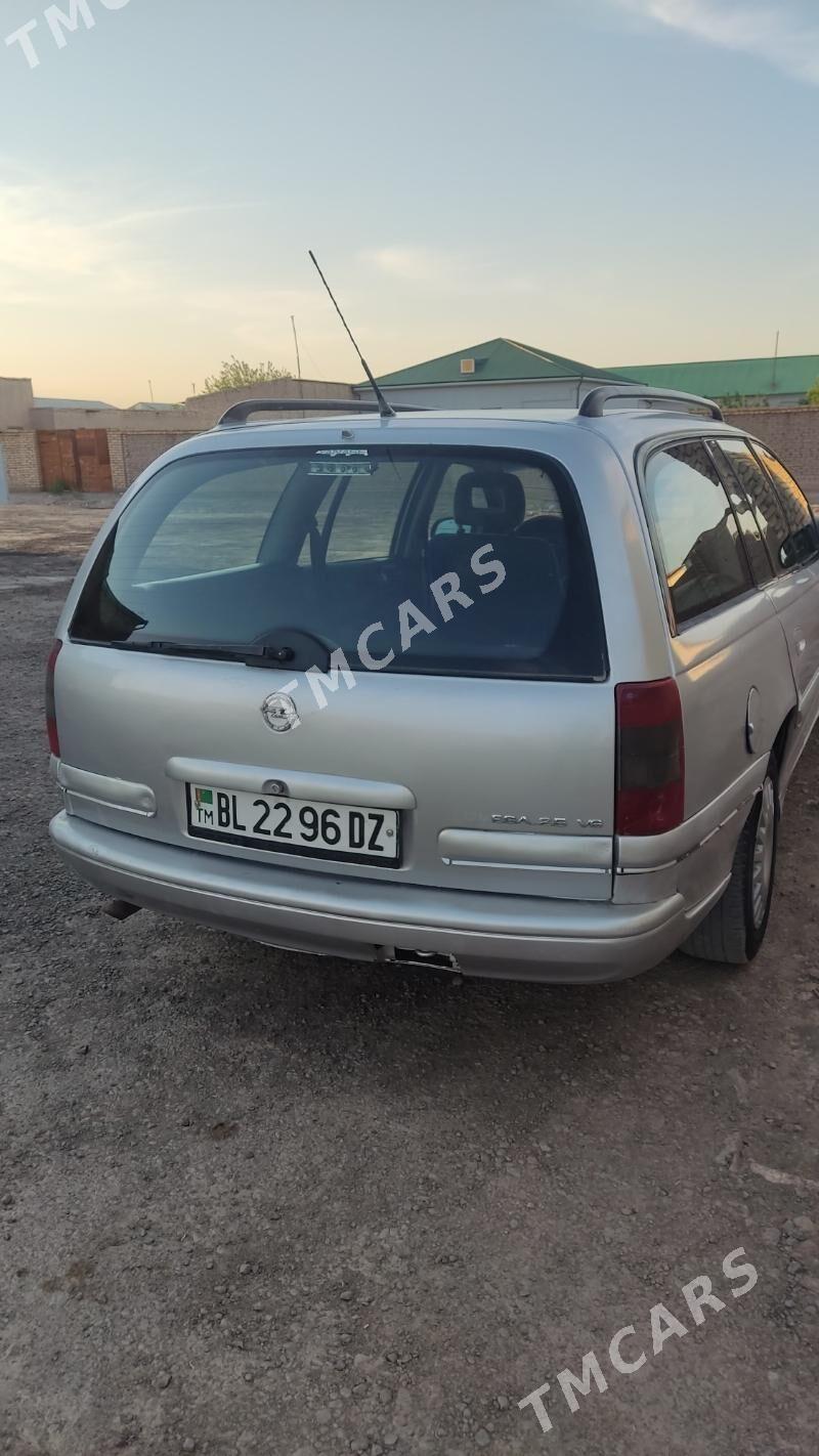 Opel Omega 1996 - 25 000 TMT - Дашогуз - img 5