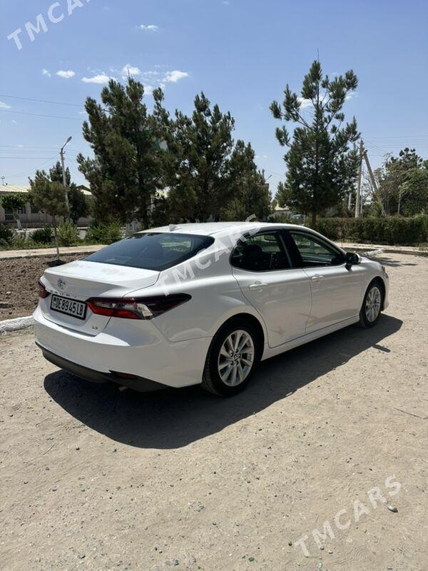 Toyota Camry 2022 - 360 000 TMT - Kerki - img 9