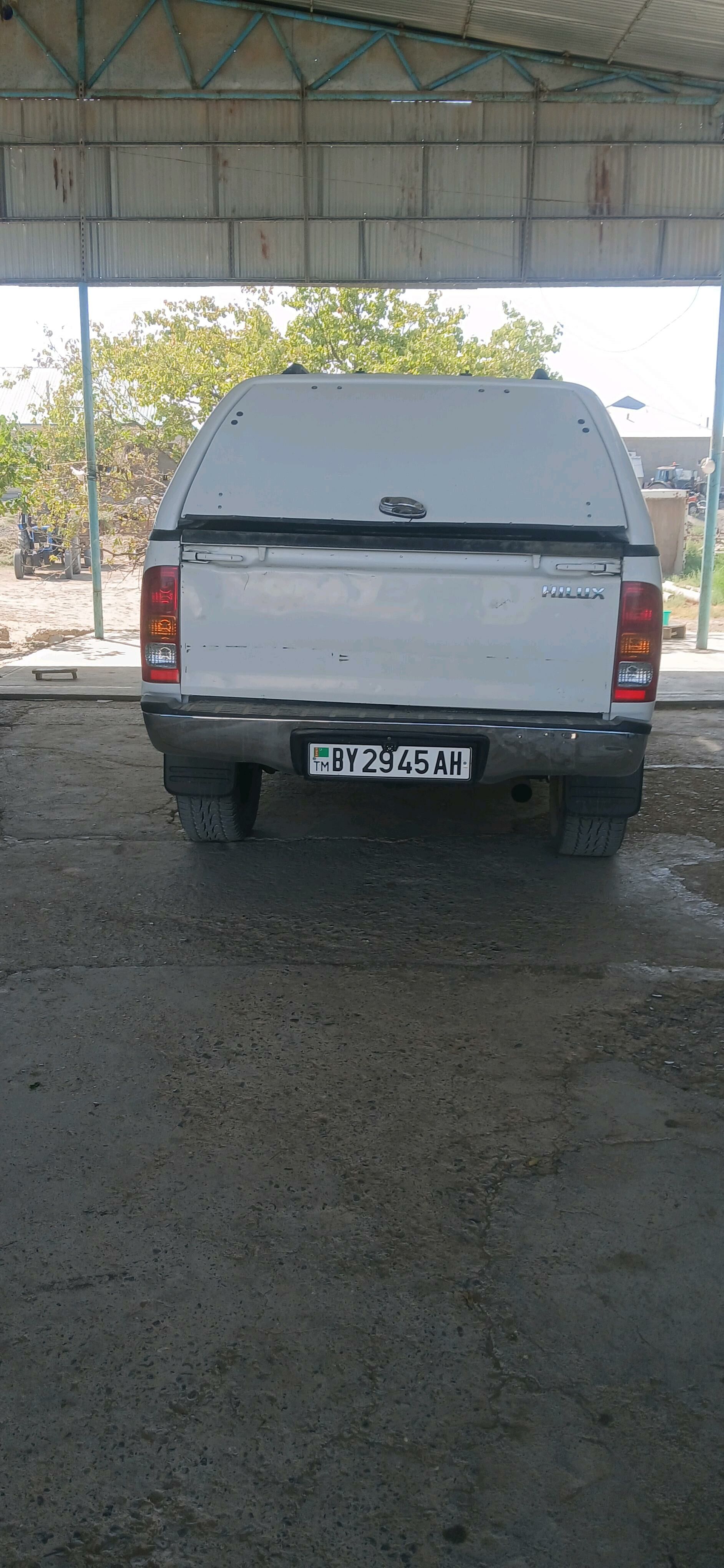 Toyota Hilux 2010 - 320 000 TMT - Гёкдепе - img 7