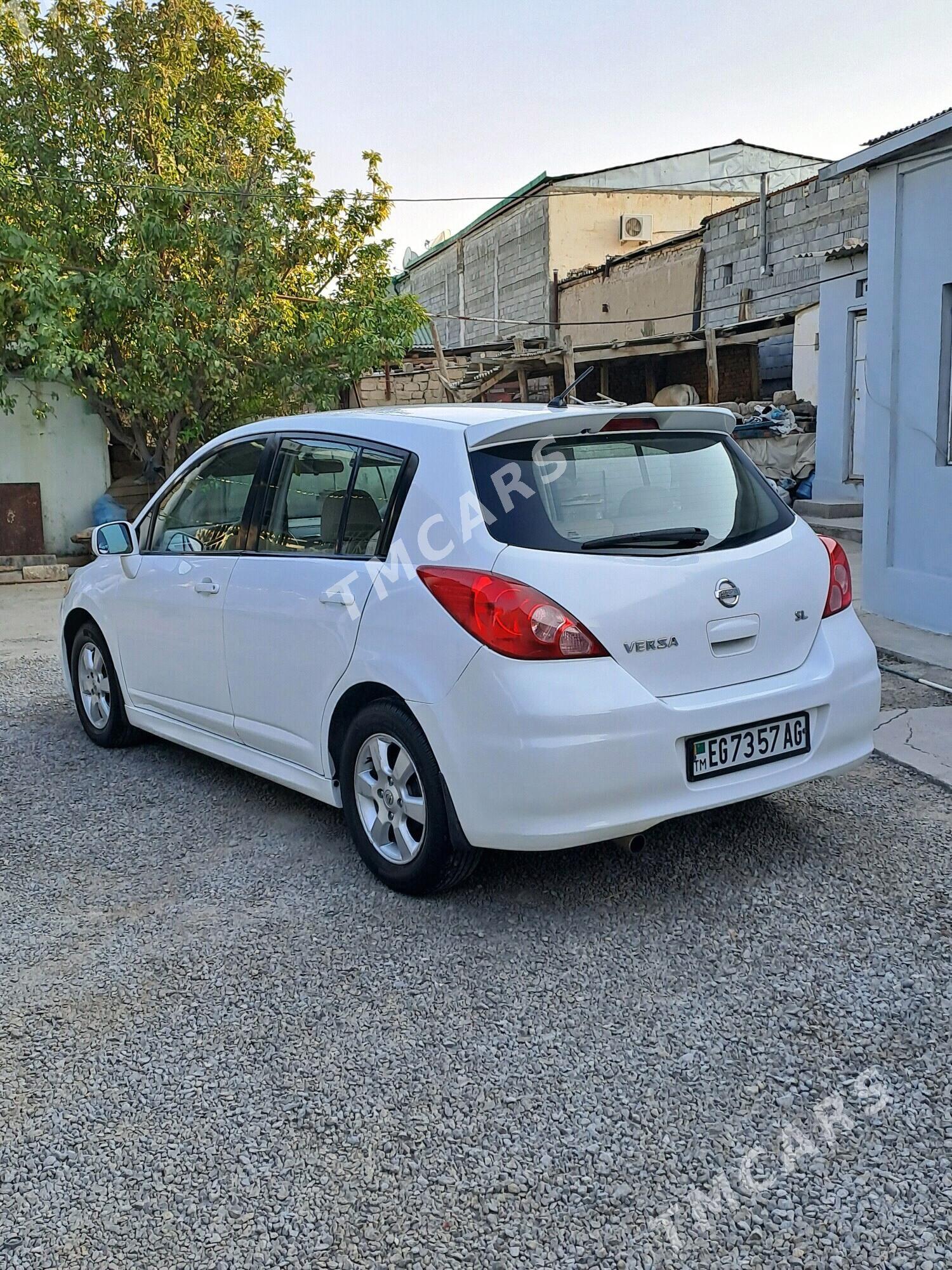 Nissan Versa 2010 - 135 000 TMT - Ашхабад - img 4