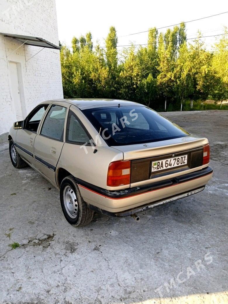 Opel Vectra 1991 - 20 000 TMT - Губадаг - img 2