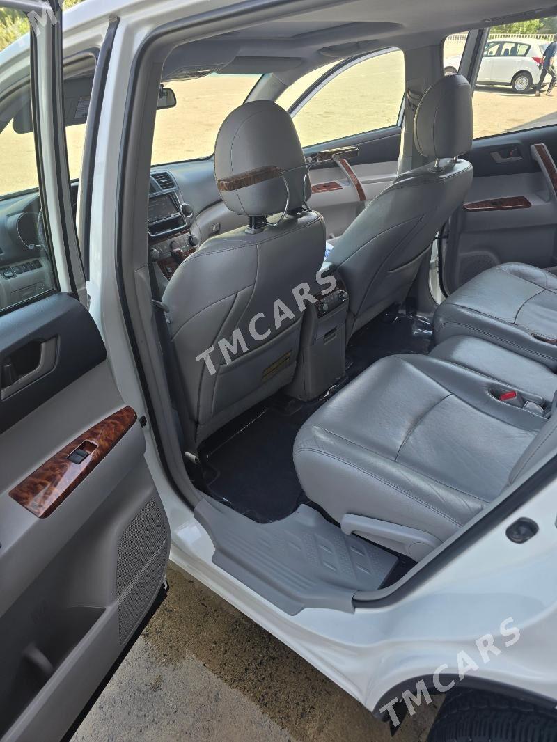 Toyota Highlander 2011 - 310 000 TMT - Ашхабад - img 8