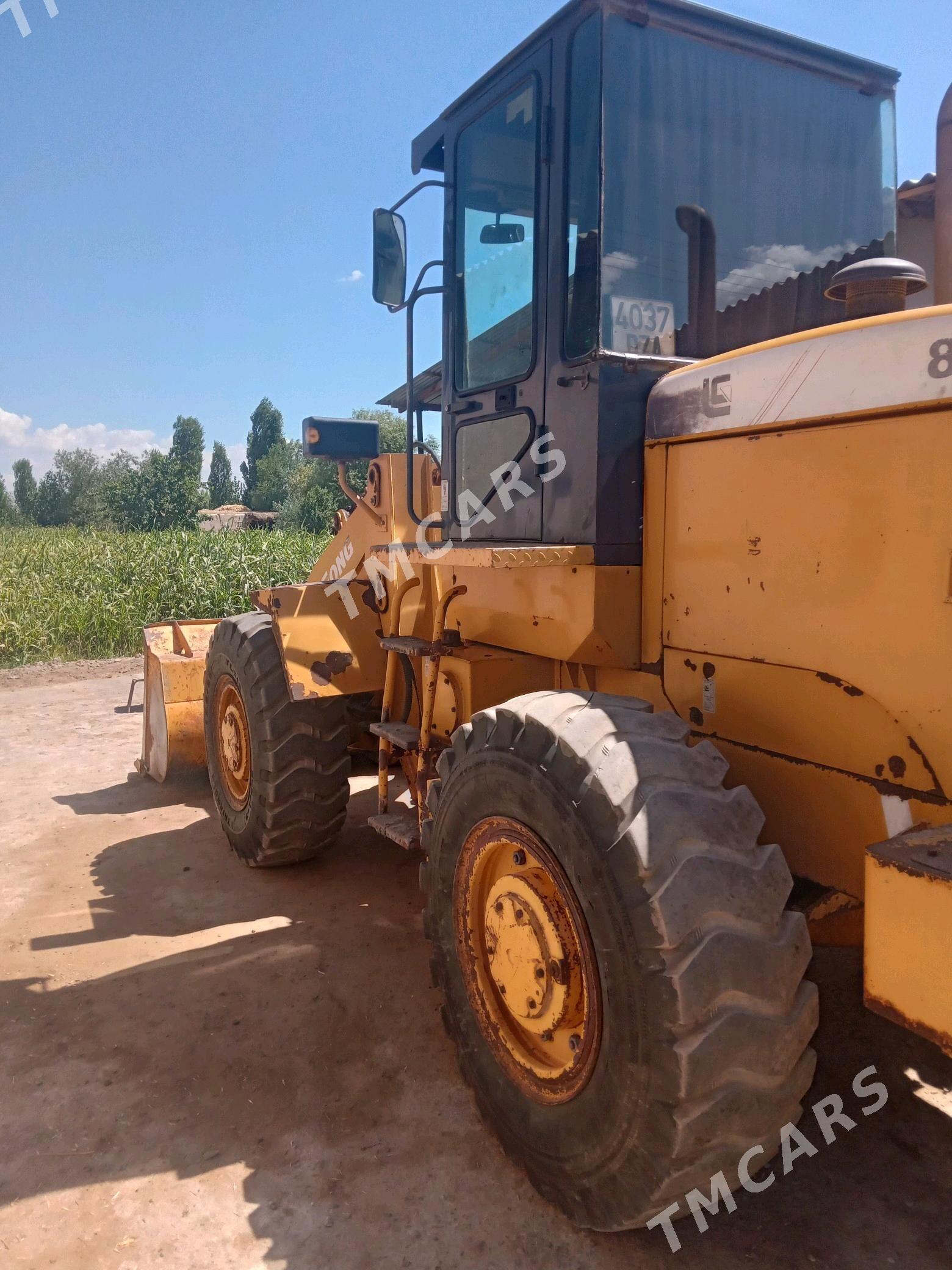 XCMG LW300F 2013 - 400 000 TMT - Болдумсаз - img 6