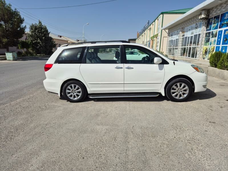 Toyota Sienna 2004 - 200 000 TMT - Гёкдепе - img 6