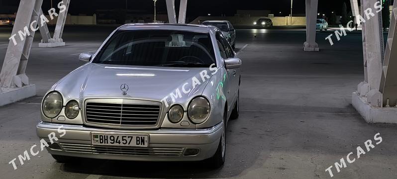 Mercedes-Benz E320 1997 - 85 000 TMT - Balkanabat - img 3