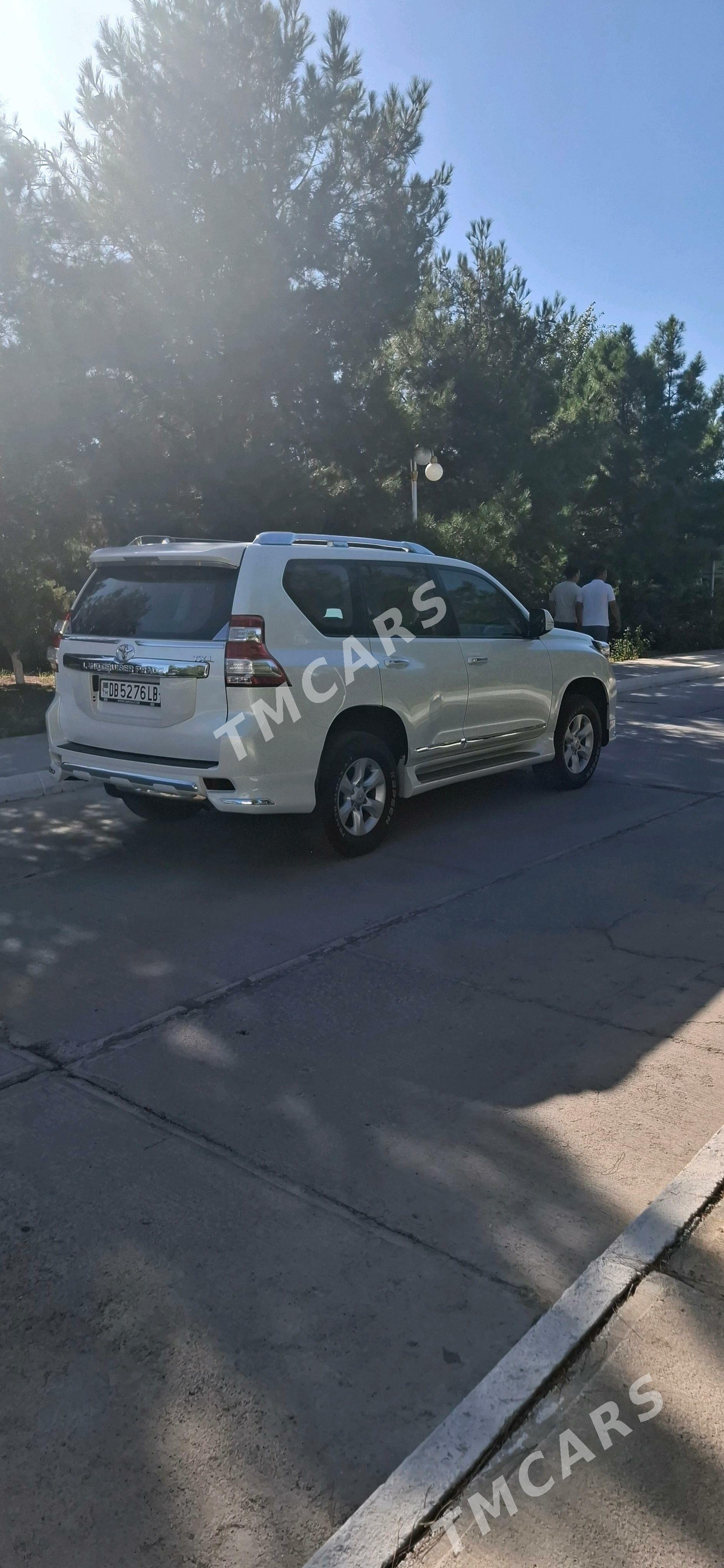 Toyota Land Cruiser Prado 2014 - 560 000 TMT - Фарап - img 2
