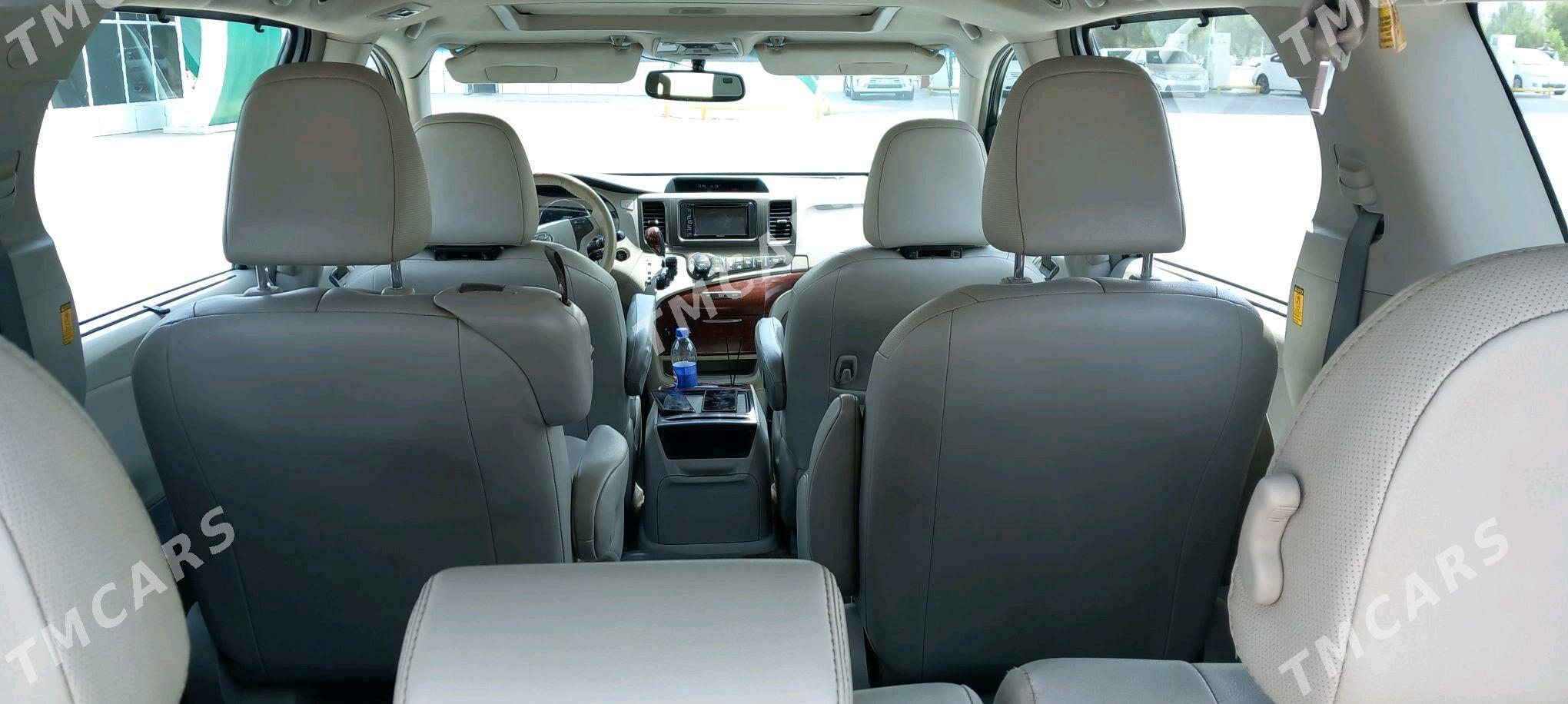 Toyota Sienna 2012 - 295 000 TMT - Aşgabat - img 7