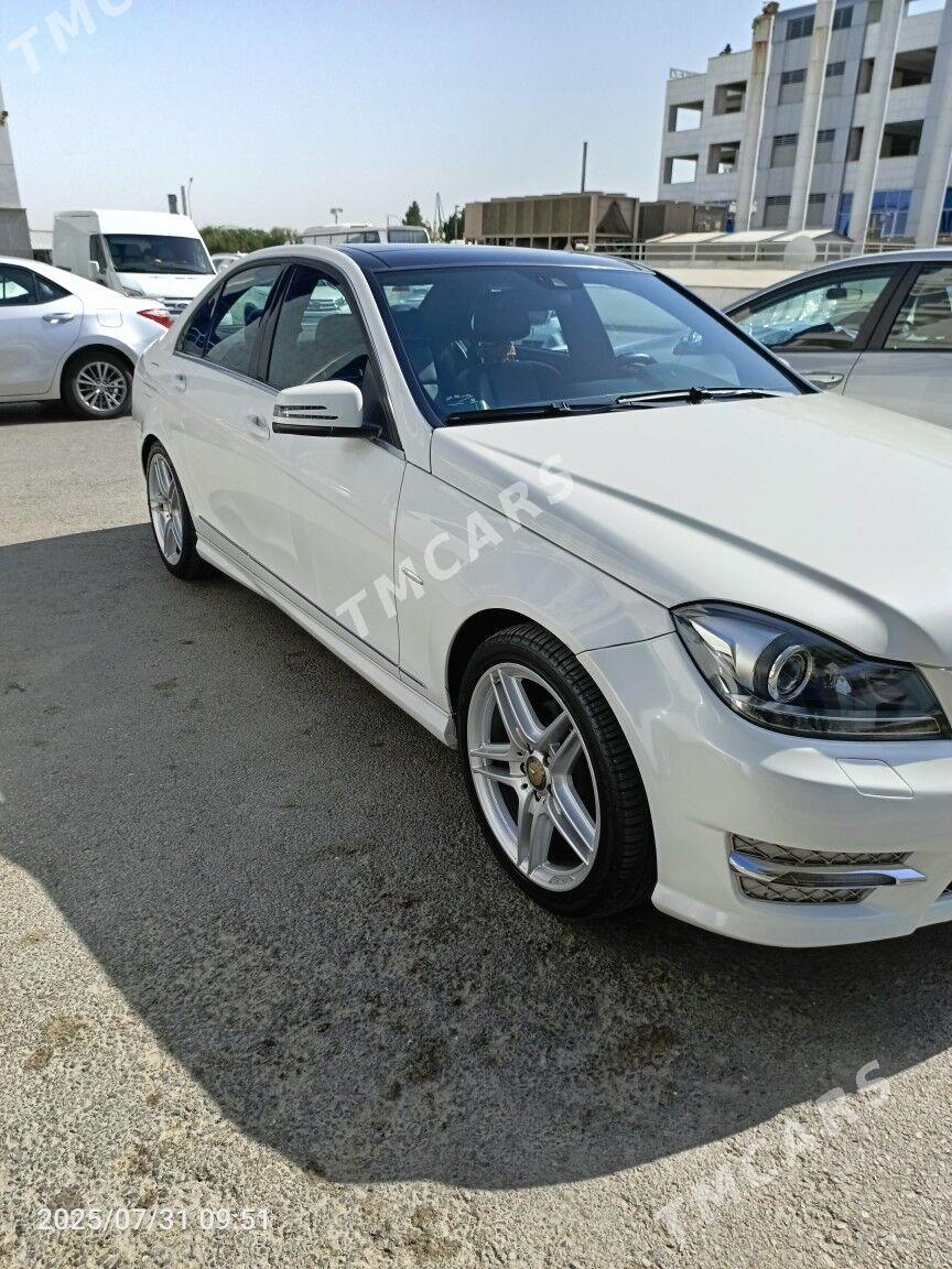 Mercedes-Benz C350 2012 - 325 000 TMT - Ашхабад - img 4
