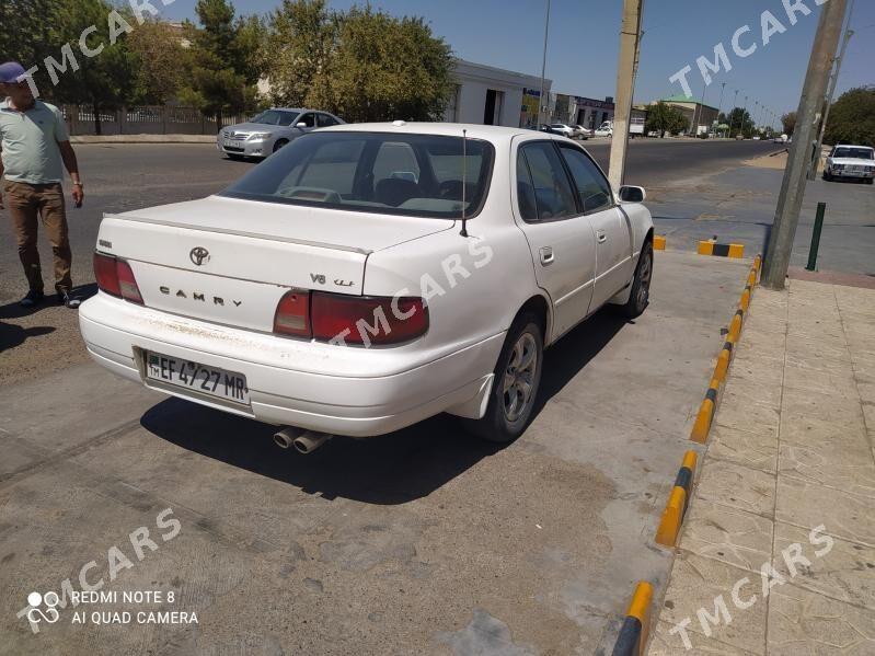 Toyota Camry 1993 - 70 000 TMT - Baýramaly - img 7
