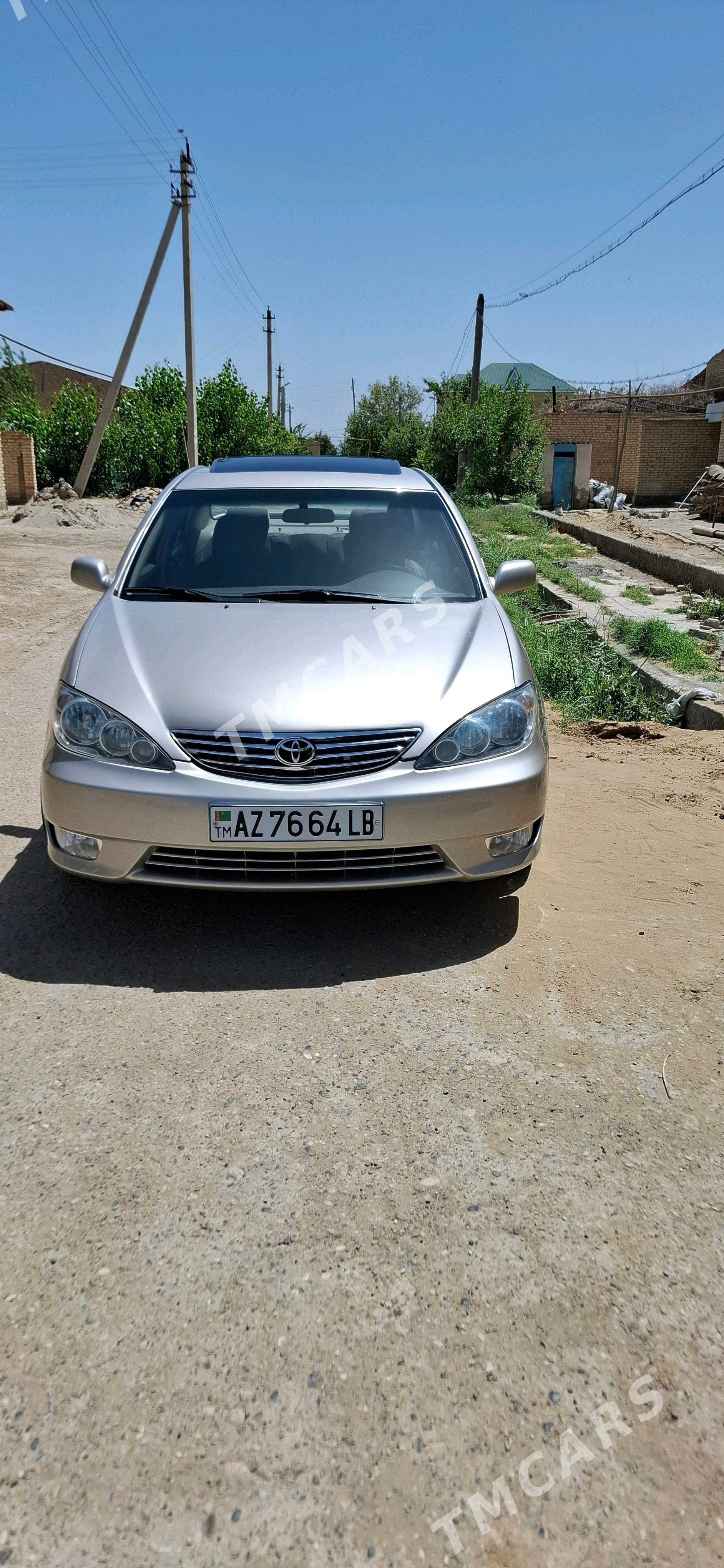Toyota Camry 2003 - 170 000 TMT - Dänew - img 4