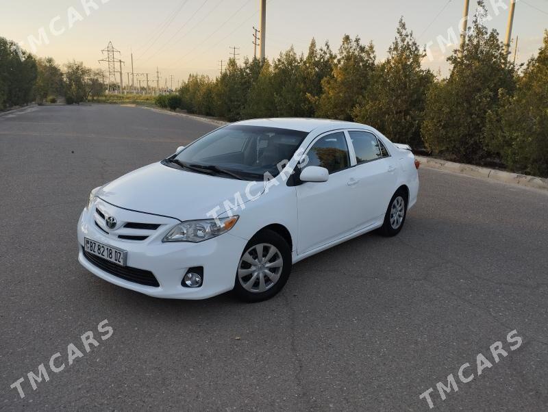 Toyota Corolla 2011 - 140 000 TMT - Дашогуз - img 4