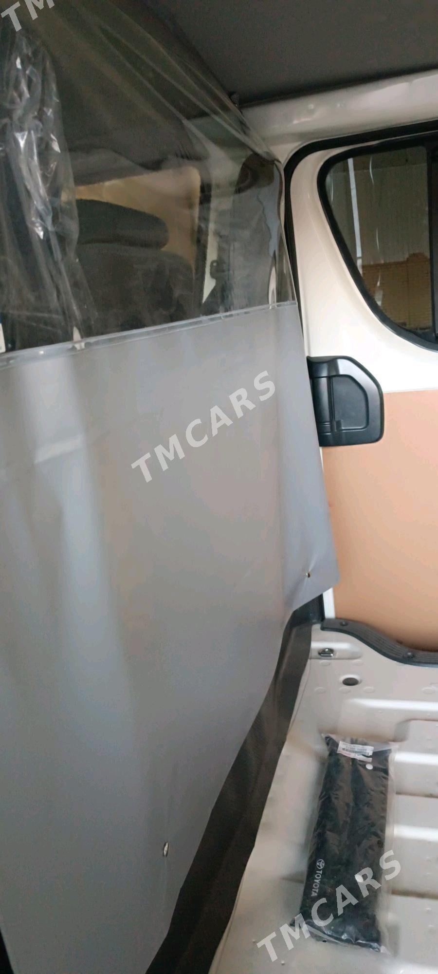 Toyota Hiace 2024 - 500 000 TMT - Mary - img 2