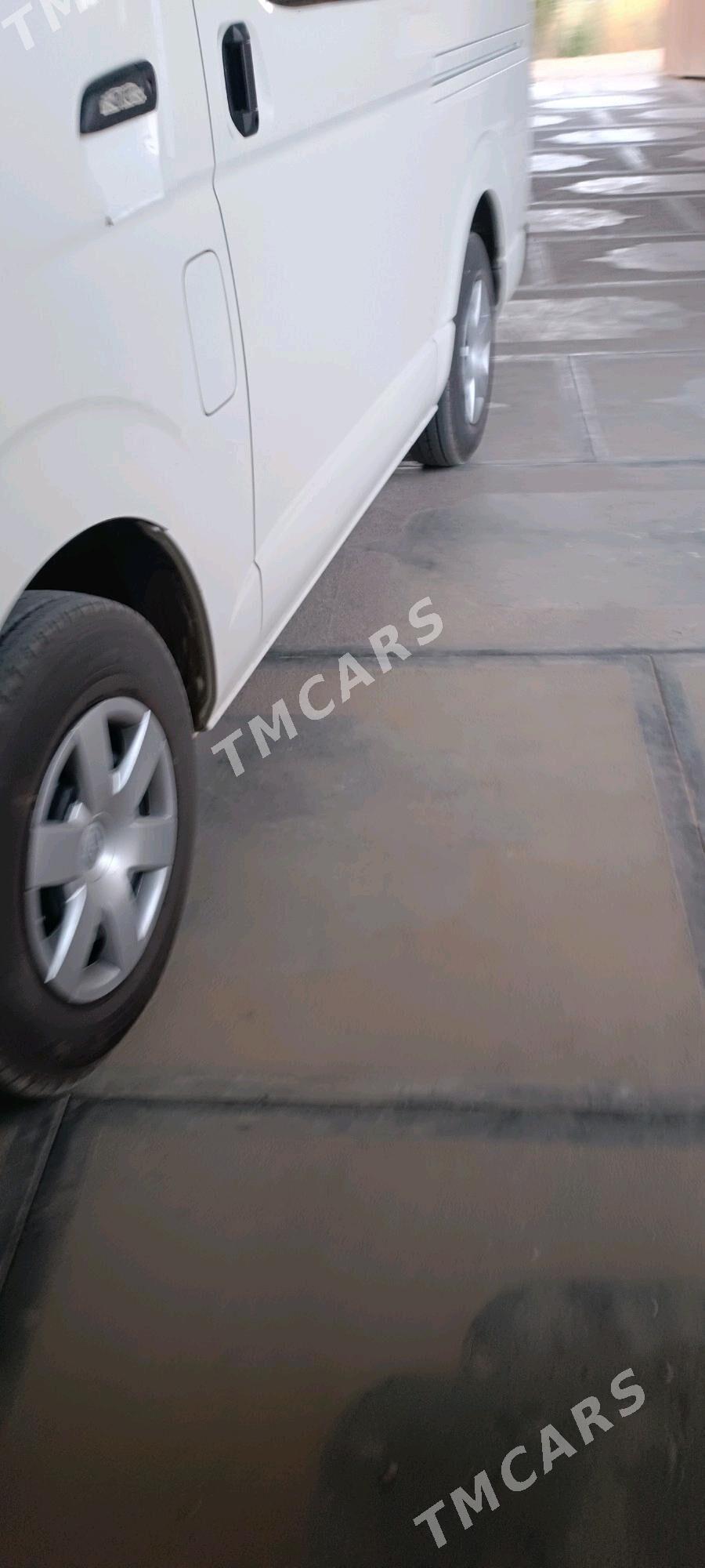 Toyota Hiace 2024 - 500 000 TMT - Mary - img 3