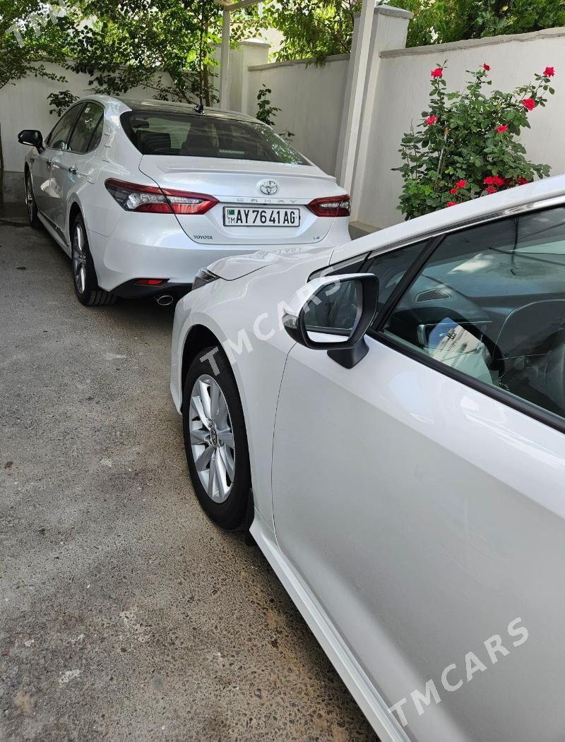 Toyota Camry 2023 - 770 000 TMT - Büzmeýin - img 3