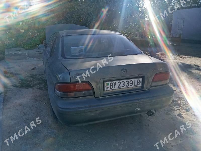Toyota Avalon 1996 - 120 000 TMT - Достлук - img 2