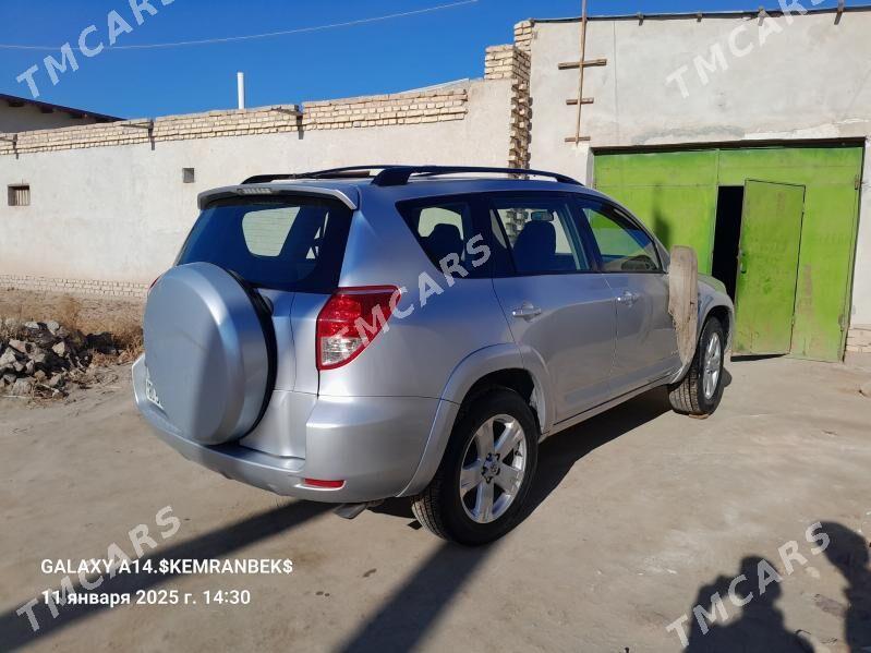 Toyota RAV4 2007 - 170 000 TMT - Гурбансолтан Едже - img 2