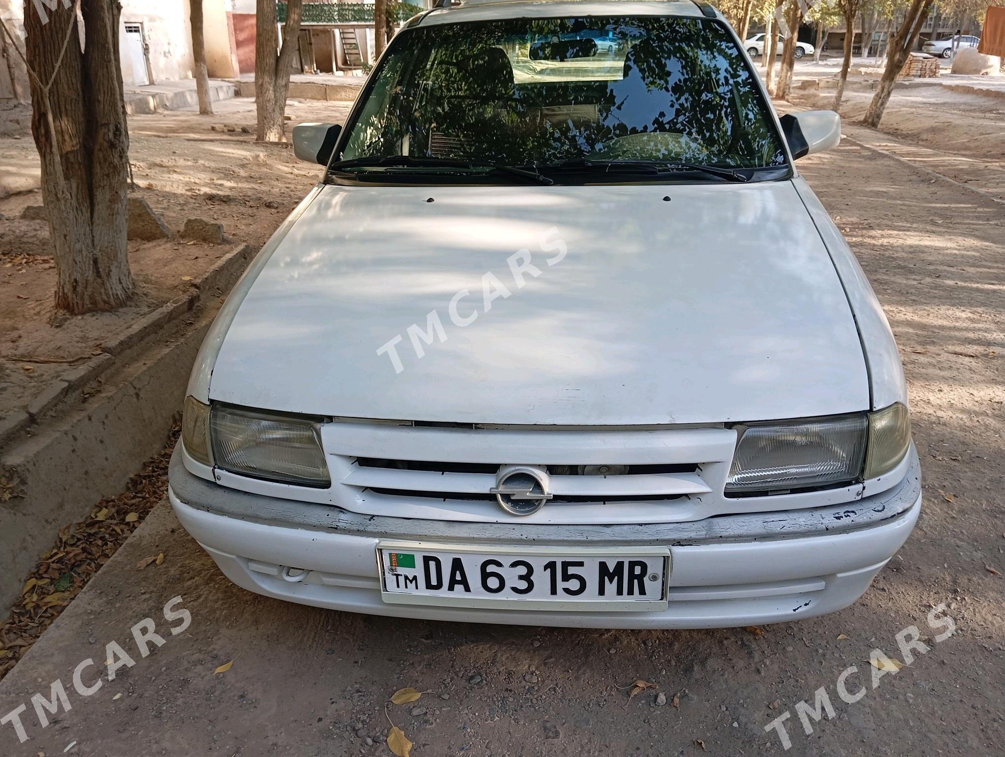 Opel Astra 1992 - 30 000 TMT - Mary - img 2