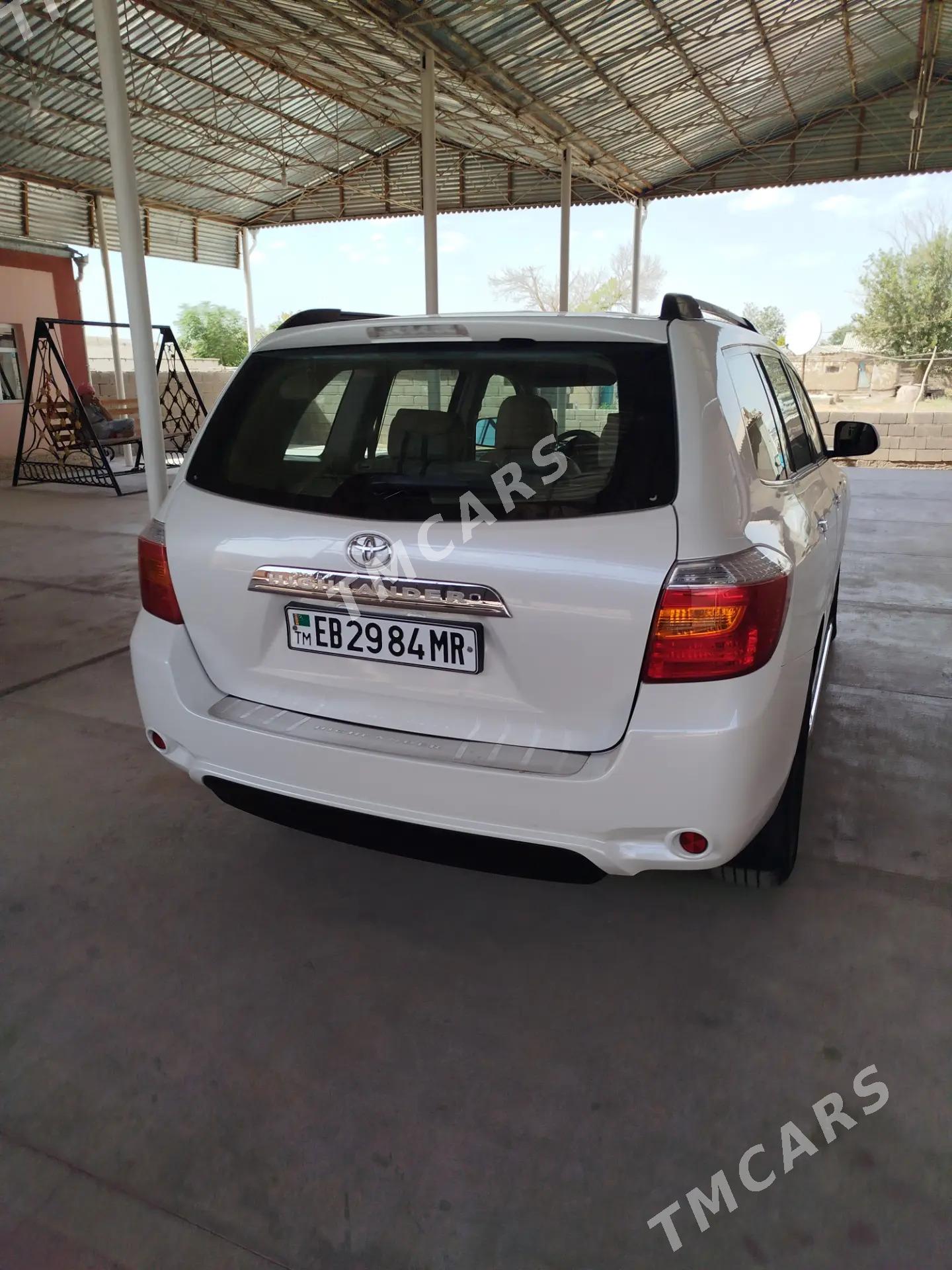 Toyota Highlander 2008 - 250 000 TMT - Серхетабат (Кушка) - img 3
