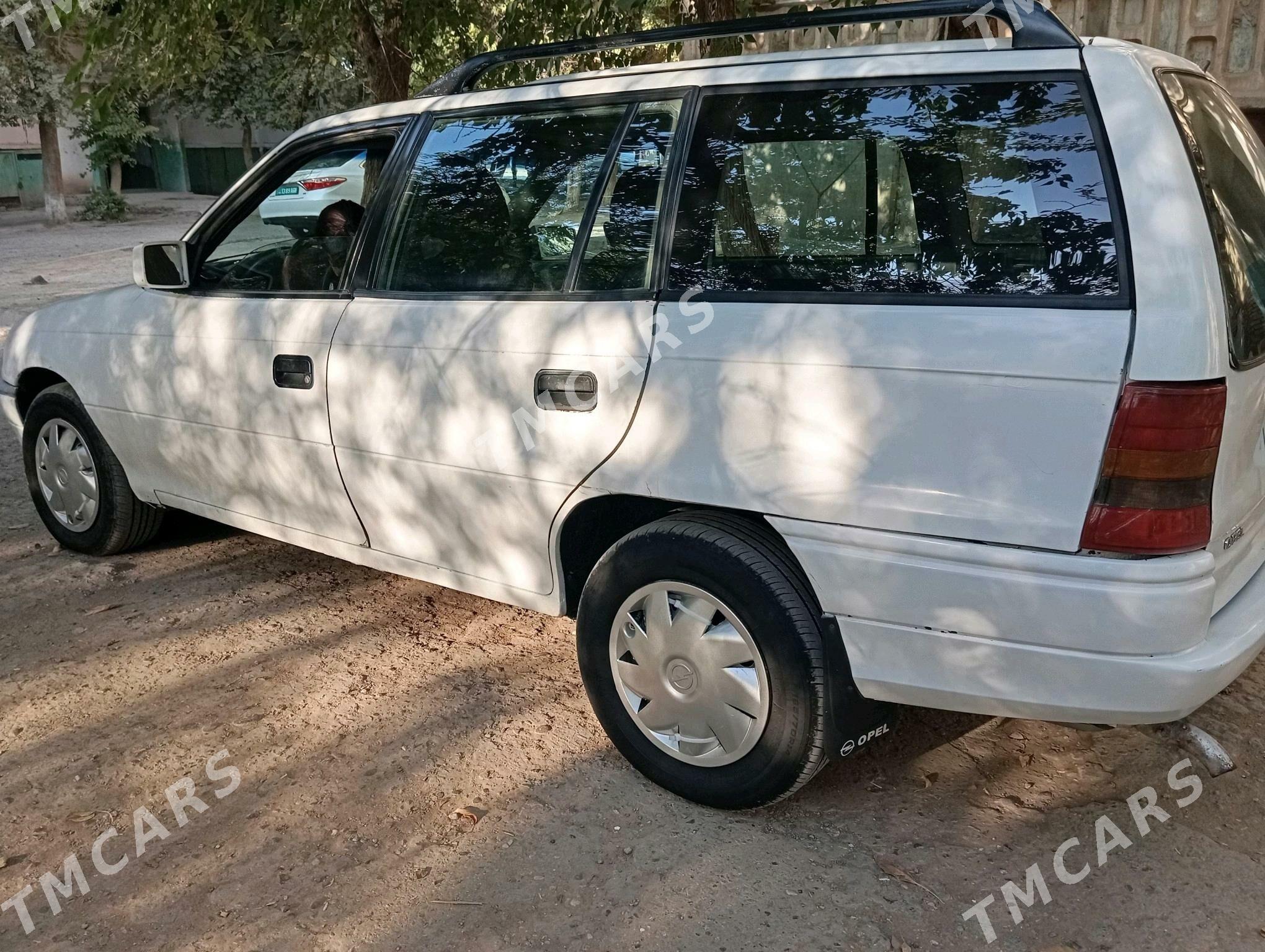 Opel Astra 1992 - 30 000 TMT - Mary - img 7