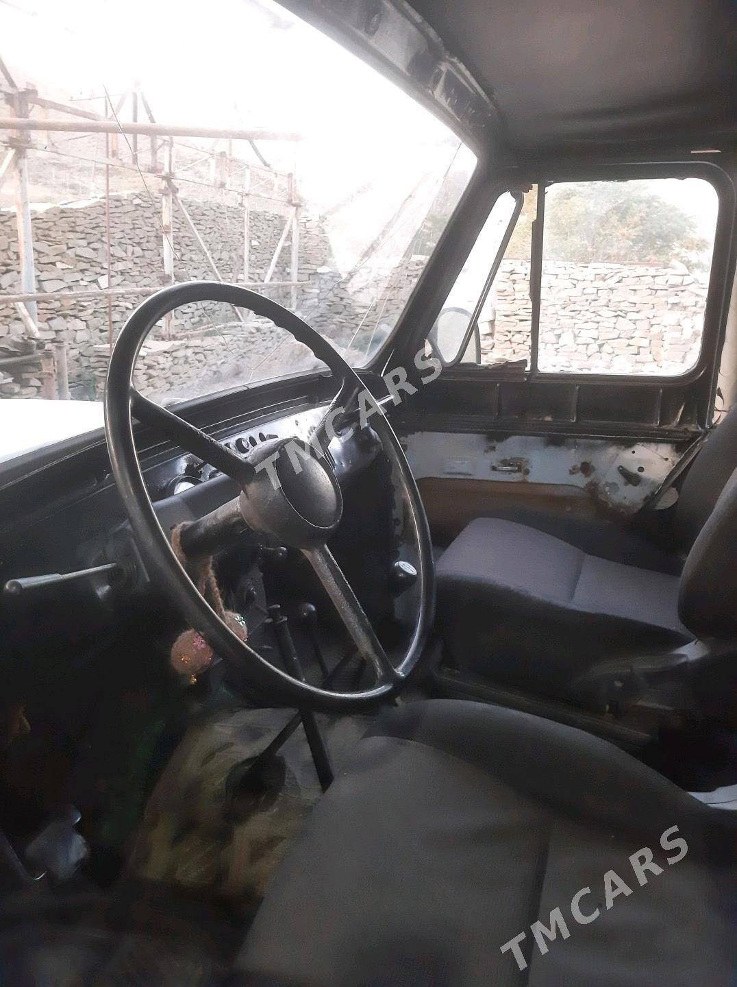 UAZ 469 1992 - 20 000 TMT - Бахарден - img 6