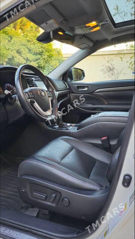 Toyota Highlander 2019 - 475 000 TMT - Туркменабат - img 3